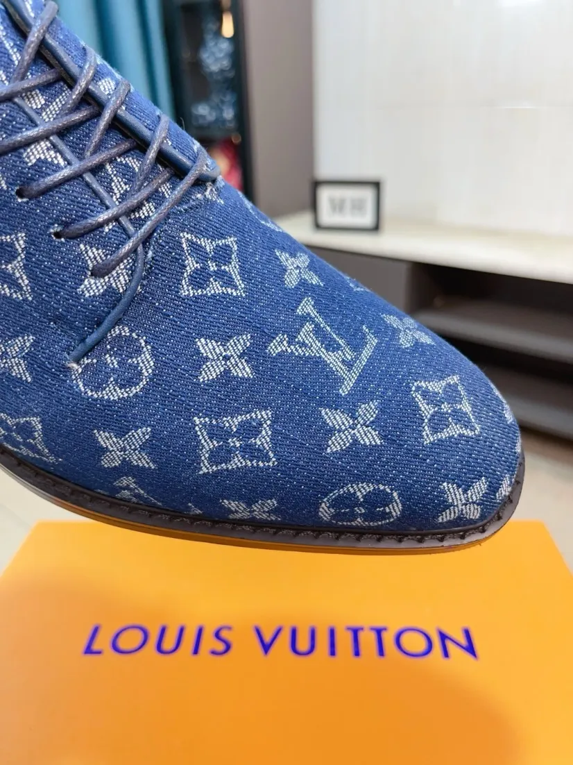 Ex-factory price 720🌹🌹High version [LV] Louis Vuitton's popular casual leather shoes🎖Fashionable and elegant🎖🎖Material: Original imported open-edge beaded cowhide, washed cowhide leather lining, original open-molded rubber outsole, high-end and classy, ​​elegant quality, instantly transforming into a handsome man ❤❤Standard\nNumber: 38-44